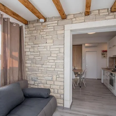 Lavanda House With 4* بوجي