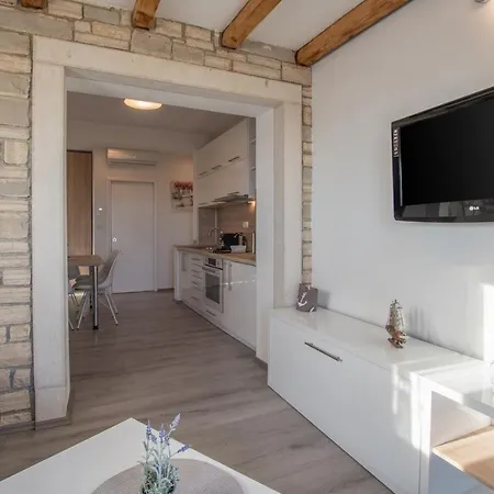 Lavanda House With 4* Buje