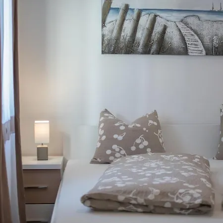 Lavanda House With 4*