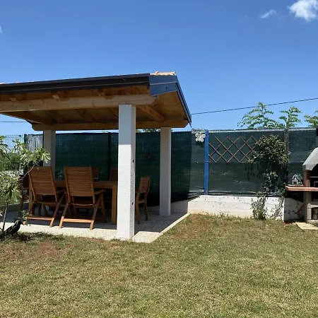 בית הארחה Lavanda House With 4*