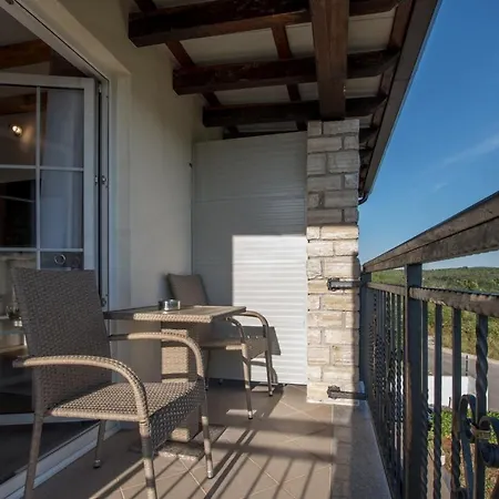 Lavanda House With 4*